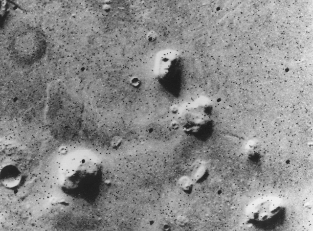 JPL Press release photo from Viking 1 frame 35A72